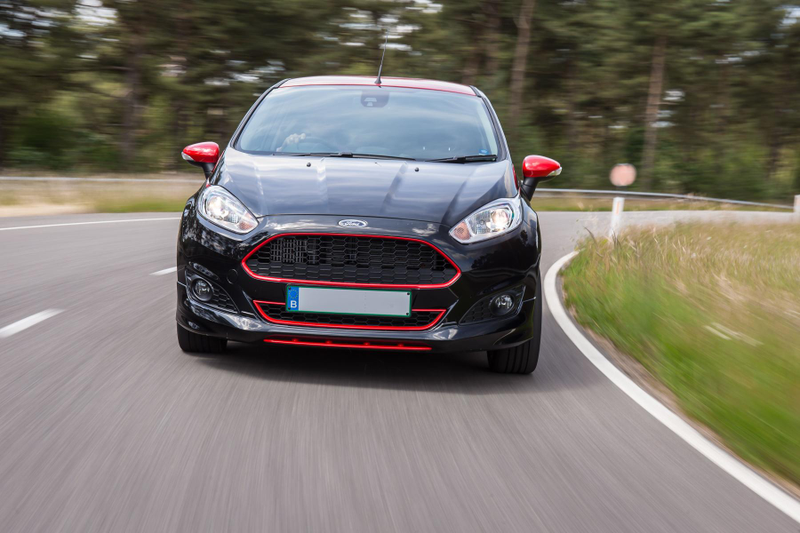 Illustration for article titled The Ford Fiesta Zetec S Has More Power Per Liter Than A Bugatti Veyron